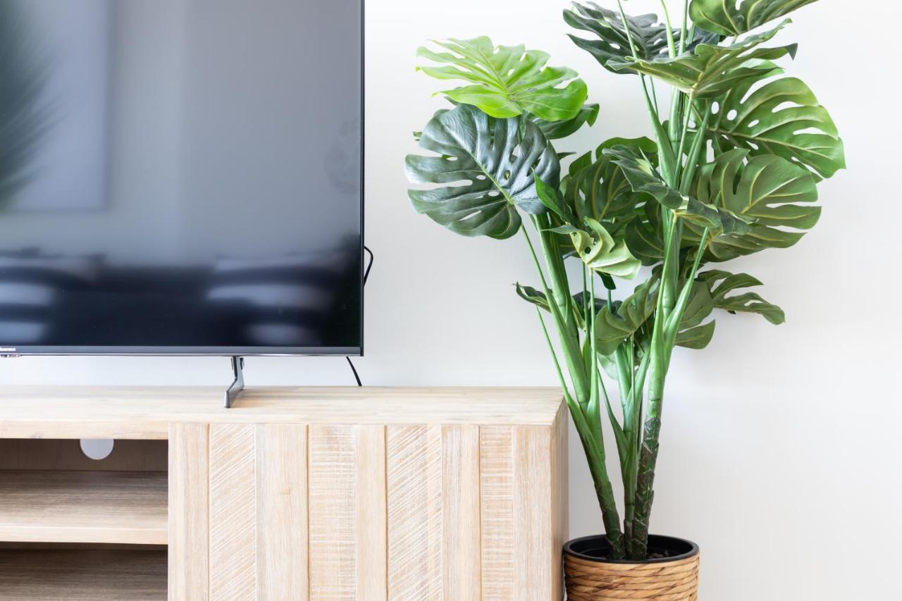 3Br 2Bath, Southbank, Stylish, Sea View — Photos 2