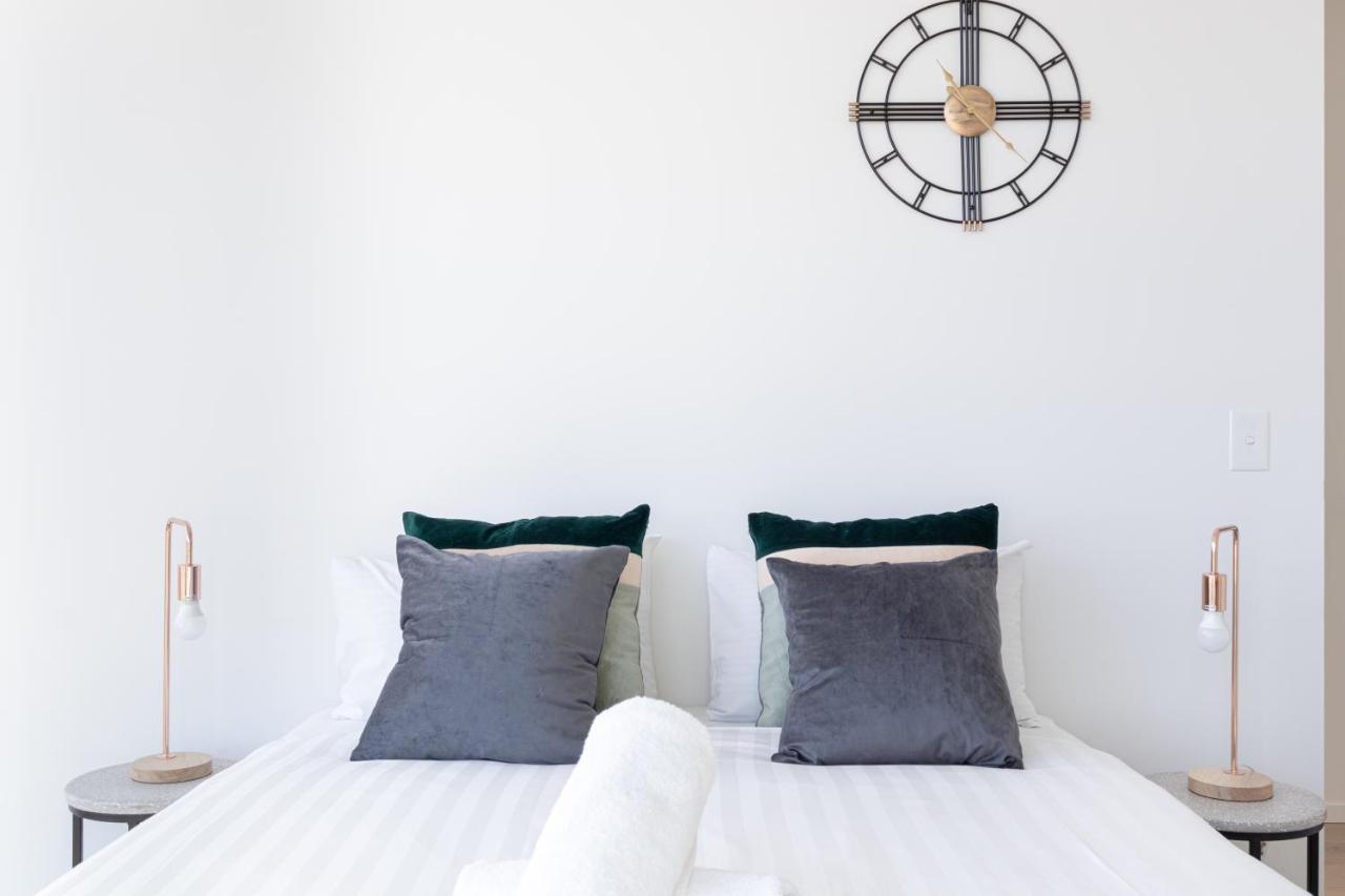 3Br 2Bath, Southbank, Stylish, Sea View — Photos 3